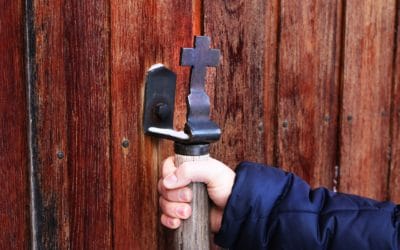 Csak a gyengék kapaszkodnak a hitbe?